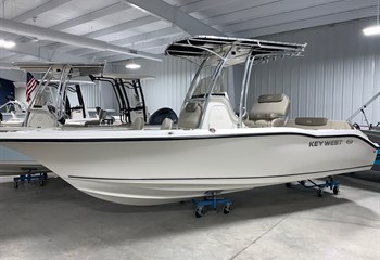 2022 Key West 219 FS White  Boat